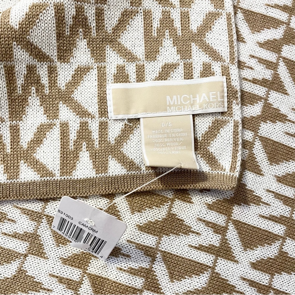 NWT Michael Kors Logo Print Scarf - Picture 2 of 2